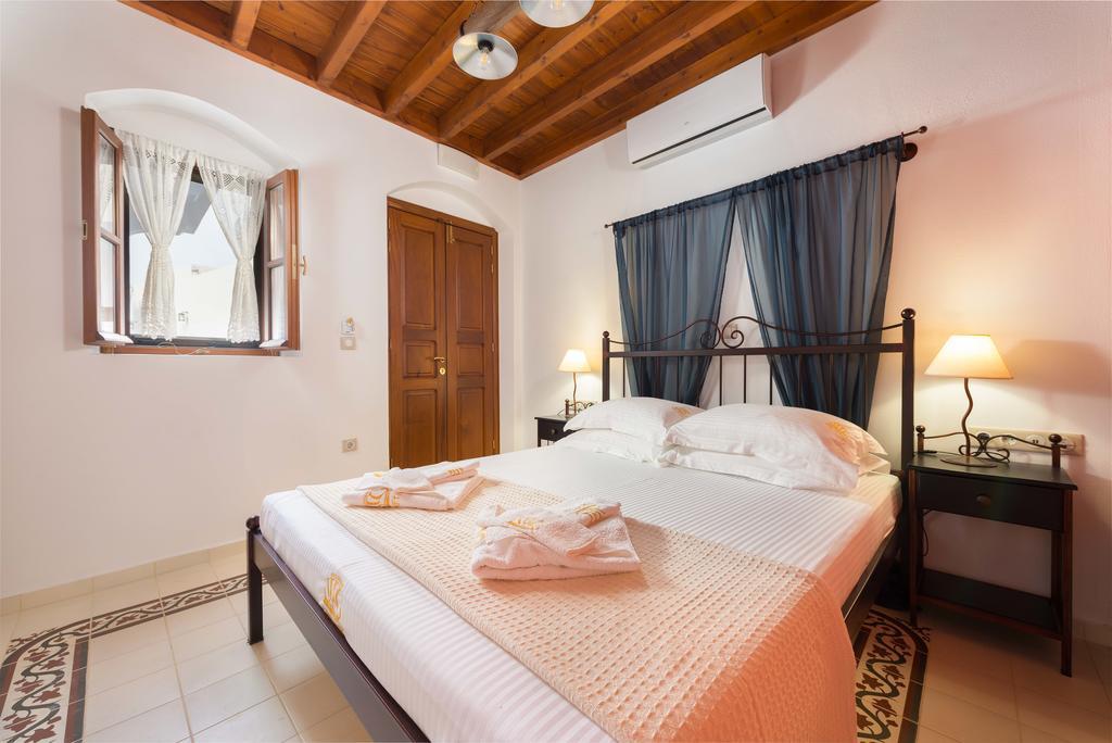 Villa Eftihia In